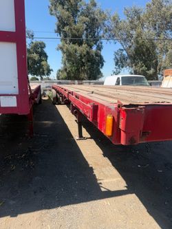 1989 and 1995 fruehauf flats beds