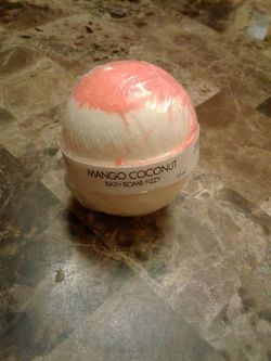 Shea butter bath bomb fizzes 6oz each