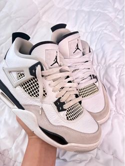 Jordan 4 military black