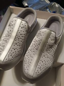 NEW SHOES IN BOXES-ALL BRANDS  SZ 10 & 11