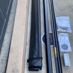 RealTruck Truck Tonneau Cover, 2020-2025 Chevy/GMC Silverado/Sierra 2500/3500HD 6’10” Bed (New)