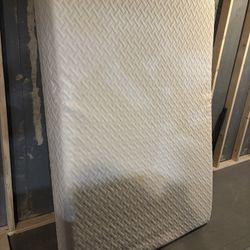 Full Size Memory Foam Mattress With Mattress Topper