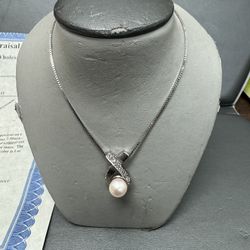 Pearl Pendant Chain