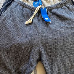 XL Adidas Jogger Shorts W Tags!!  