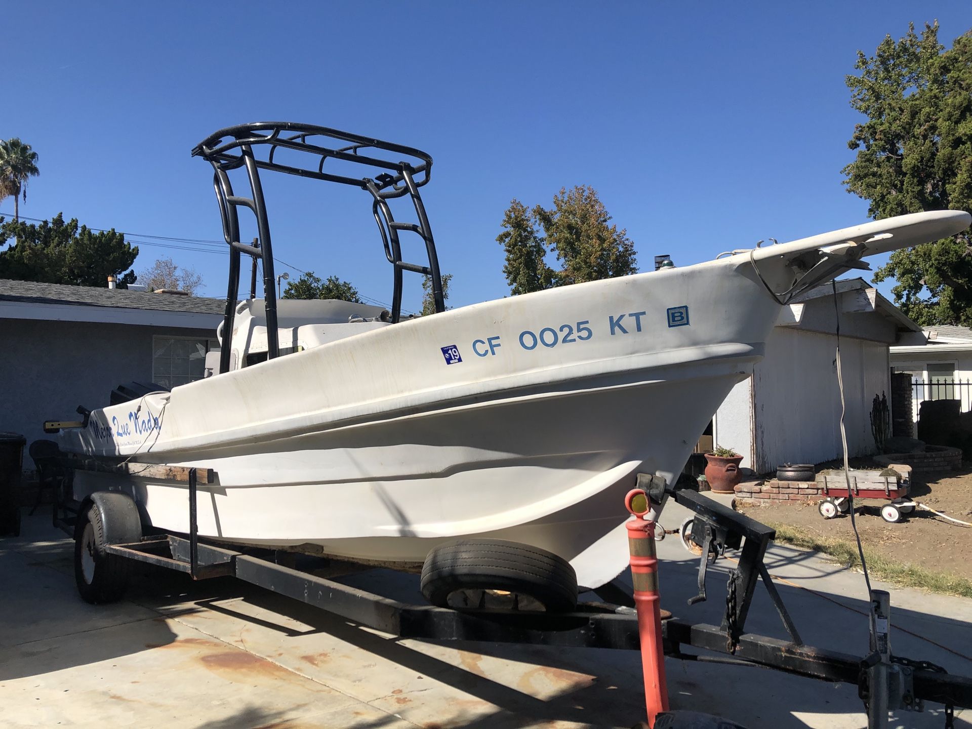 1993 24’ Super Panga deep sea fishing boat