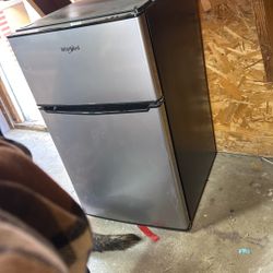 Whirlpool  Mini Fridge