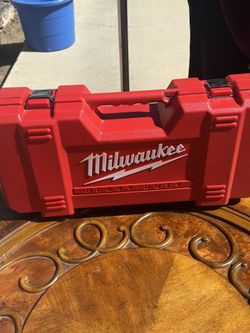 Milwaukee Saw
