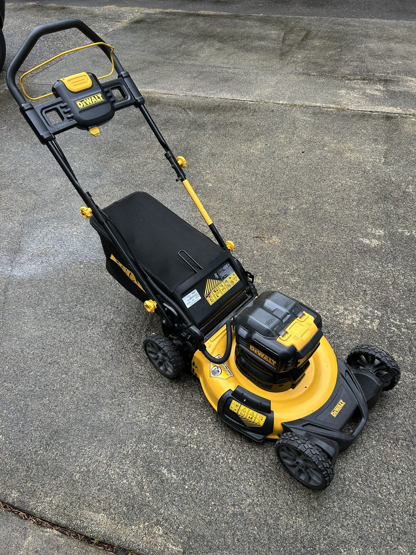 Dewalt Lawn Mower And Chainsaw
