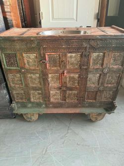 Antiqued Hidden Compartment Vanity