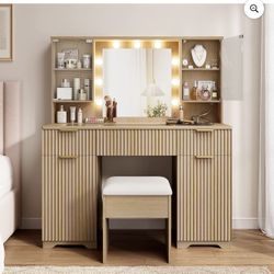 Makeup Vanity 