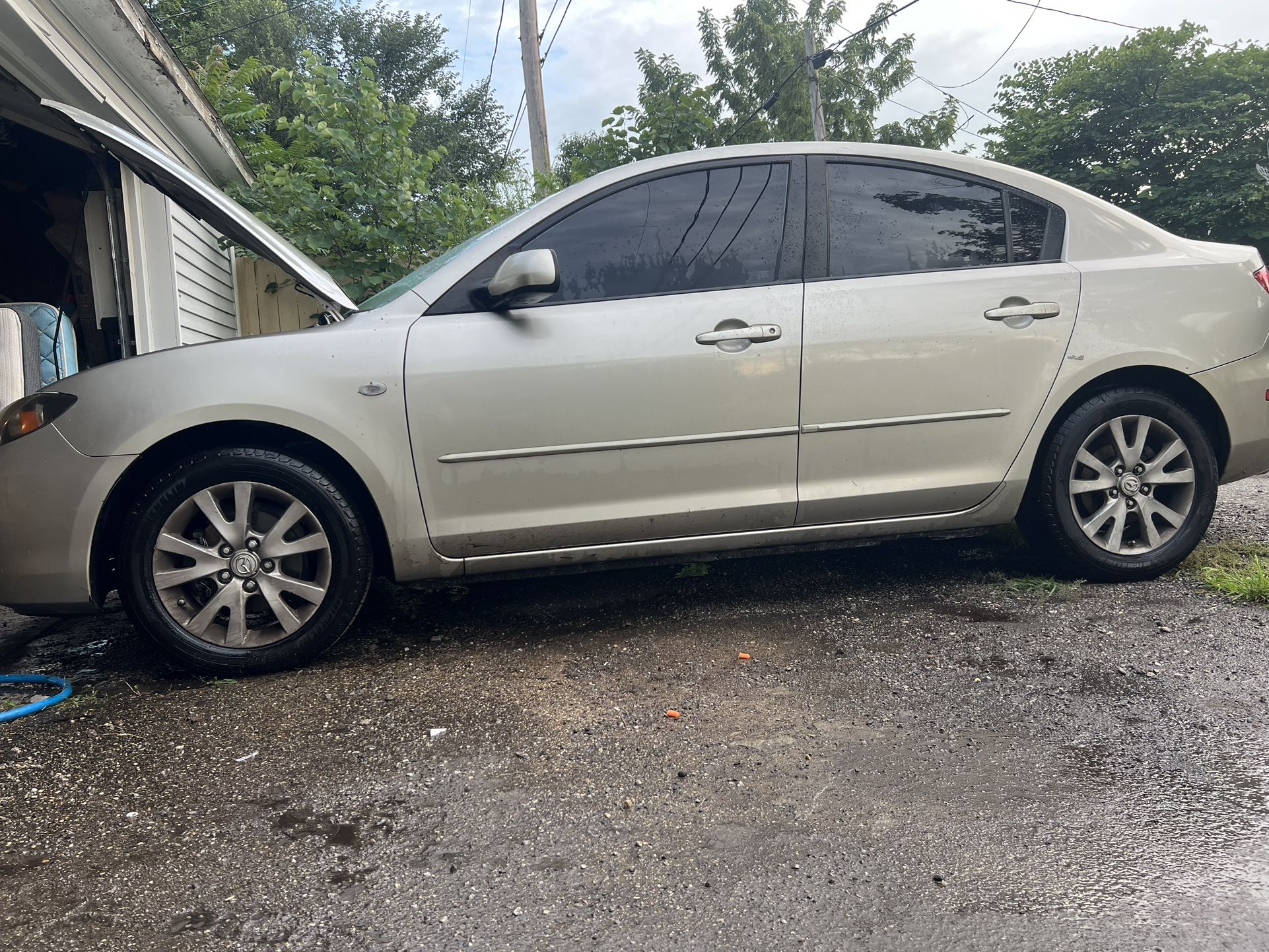 Mazda 2007