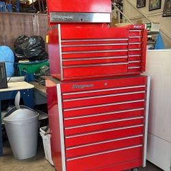 Snap-On Tool Cabinet on Wheels with Top Box & Key Excellent Condition
