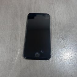 iPhone 7 Unlocked Any Service  64gb 