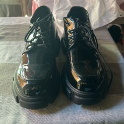 Women’s Shoes