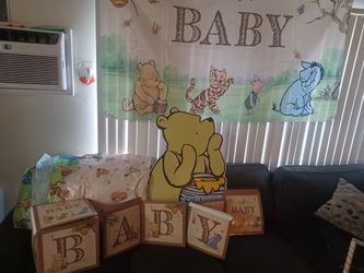 Classic Winnie the Pooh Baby Shower Decoration Set