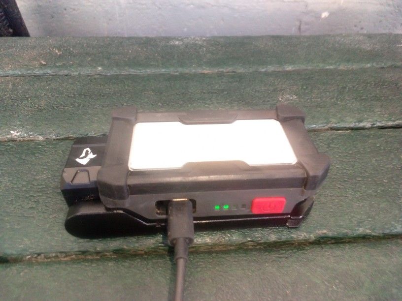 HUSKY WORK LITE FOR SALE