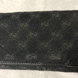 Authentic GG Wallet