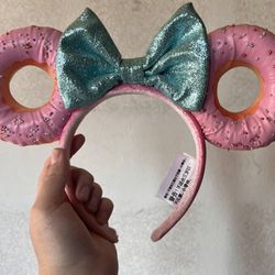 Mickey Donut With Sprinkles Ears 