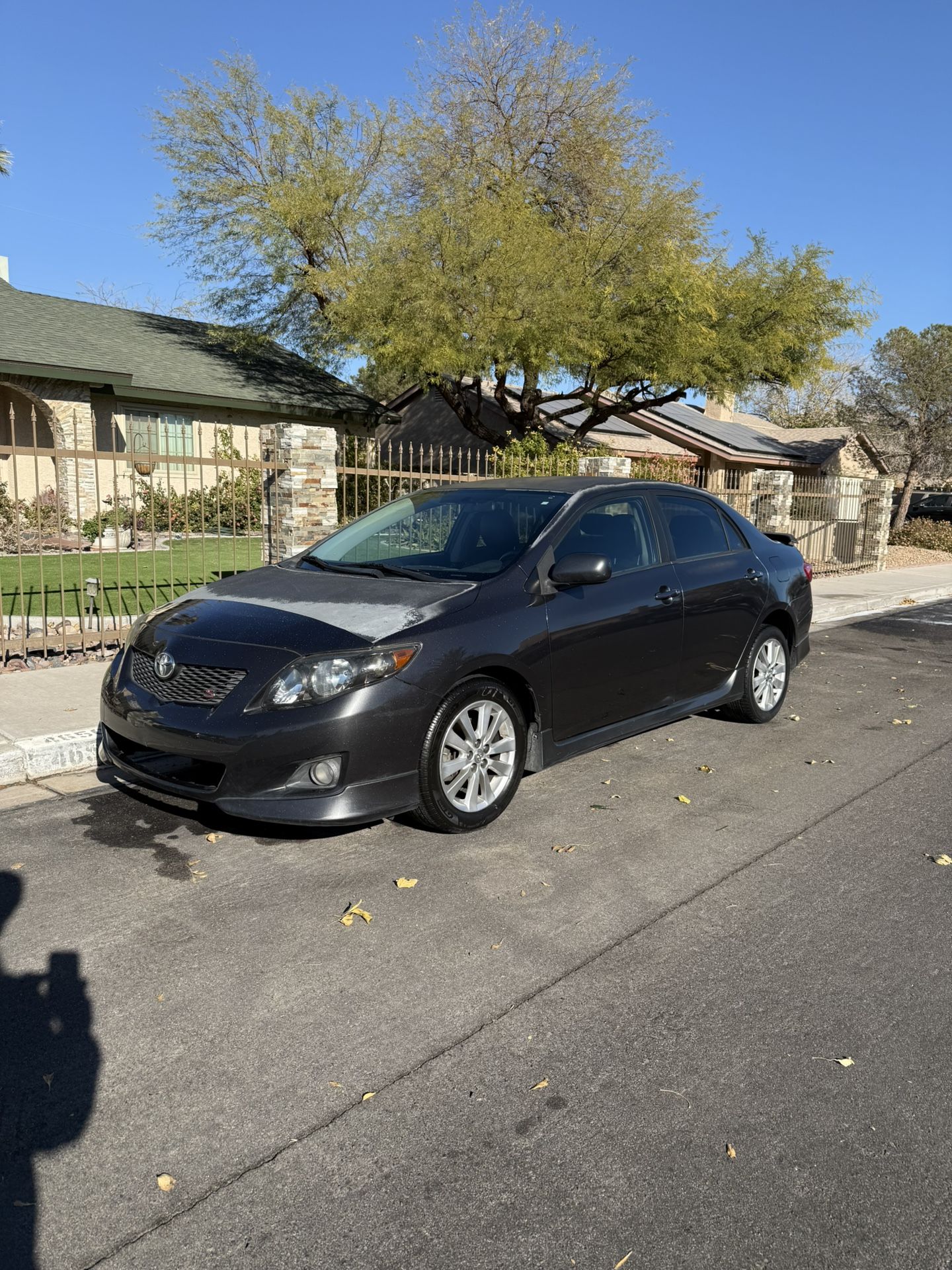 Used Toyota Corolla For Sale!! for Sale in Las Vegas, NV - OfferUp