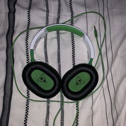 Turtle Beach Headset + Xbox One Controller 