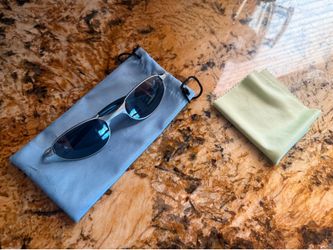 VTG Y2K Oakley A Wire Silver Ice Iridium Blue Lenses Sunglasses