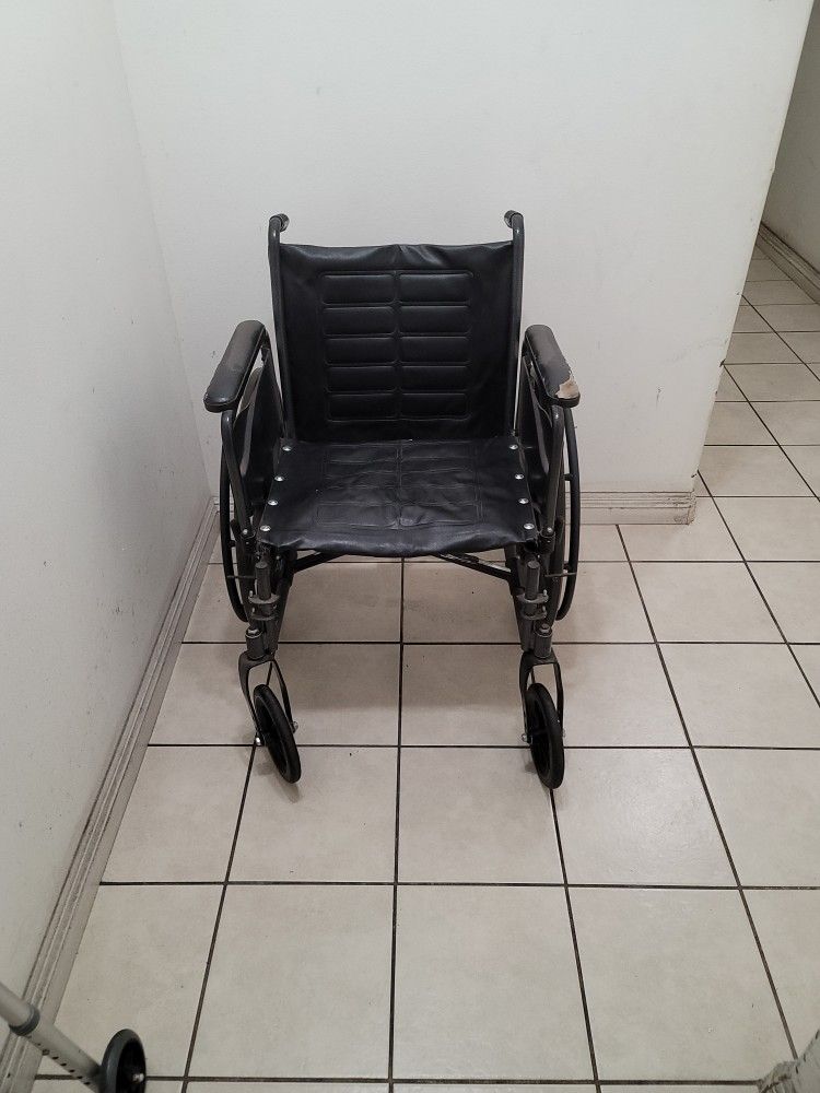 Free foldable Wheelchair