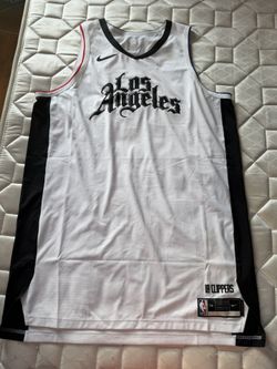 white and black Nike Los Angeles Clippers NBA Swingman jersey