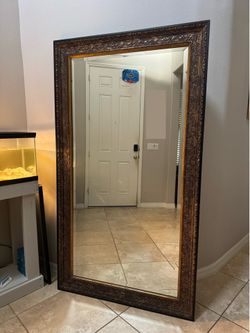 WALL -FLOOR MIRROR