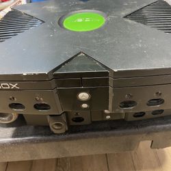 Xbox Original Consoles No Wires 