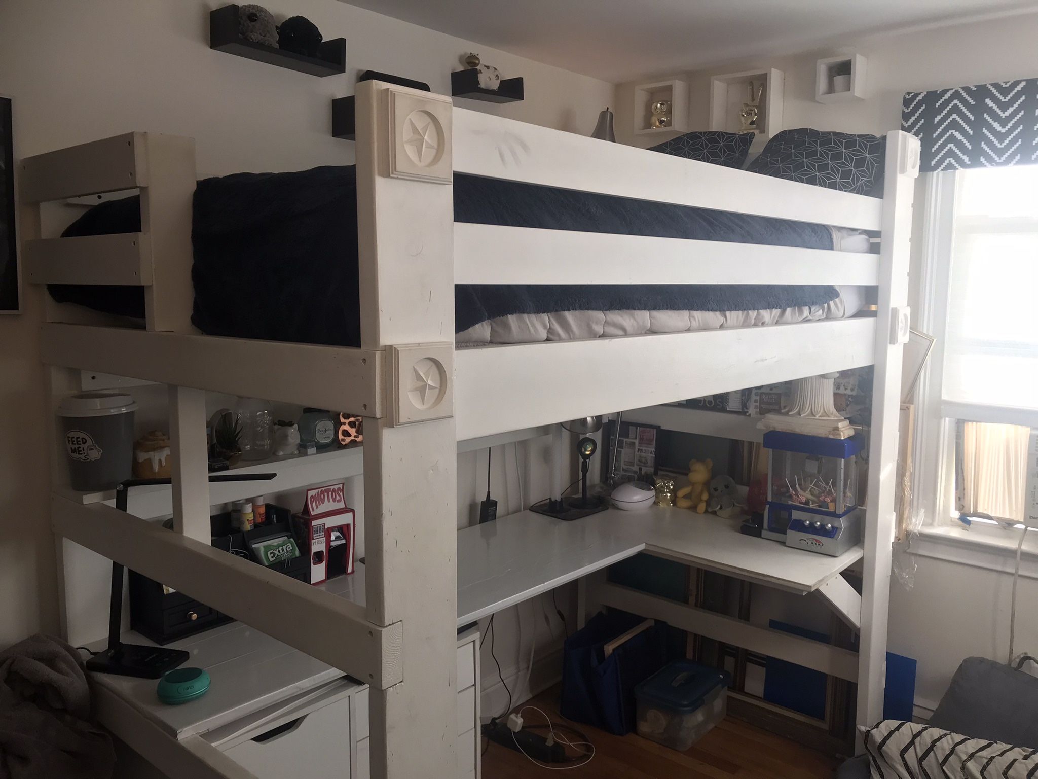 Beautiful Bedroom Loft With Integrated Shelves, Desk & Cabinet