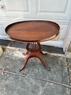 Mersman Mahogany Oval Tray Top Lyre Base Side Table mersman