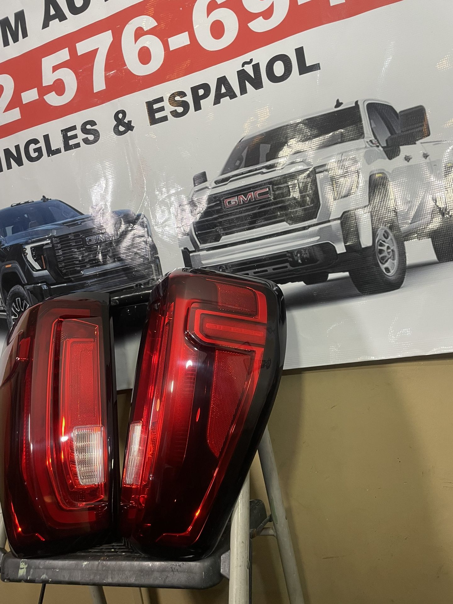 2019 2021 2023 GMC Sierra Denali Left Driver side LED taillight And Right Passenger Taillight led
