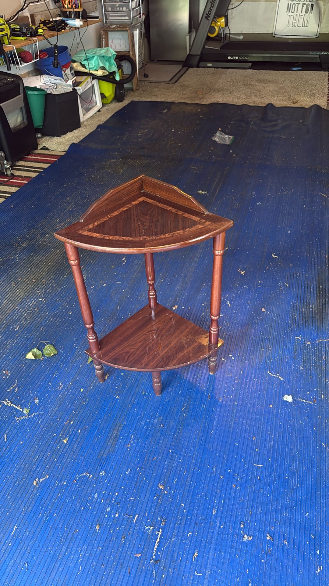 Small Corner Shelf