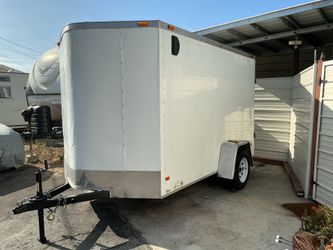 2013 Wells Cargo 6 x 10 x 6 + V-Nose Enclosed Cargo Trailer