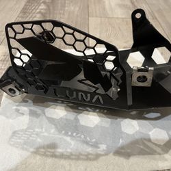 Black Luna skid plate for Surron Lbx