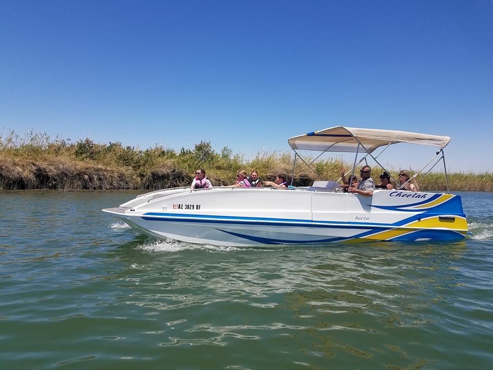2003 Cheetah Deck boat