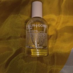 Malin + GOETZ EAU DE PARFUM  Luxury Fragrance Ve