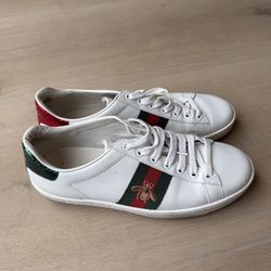 Gucci shoes size 8,5