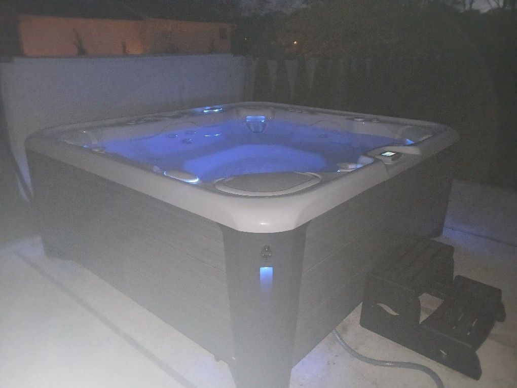 Hot Springs Hot Tub Salt Water