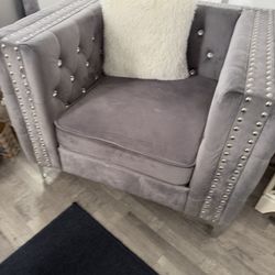 Accent chairs 