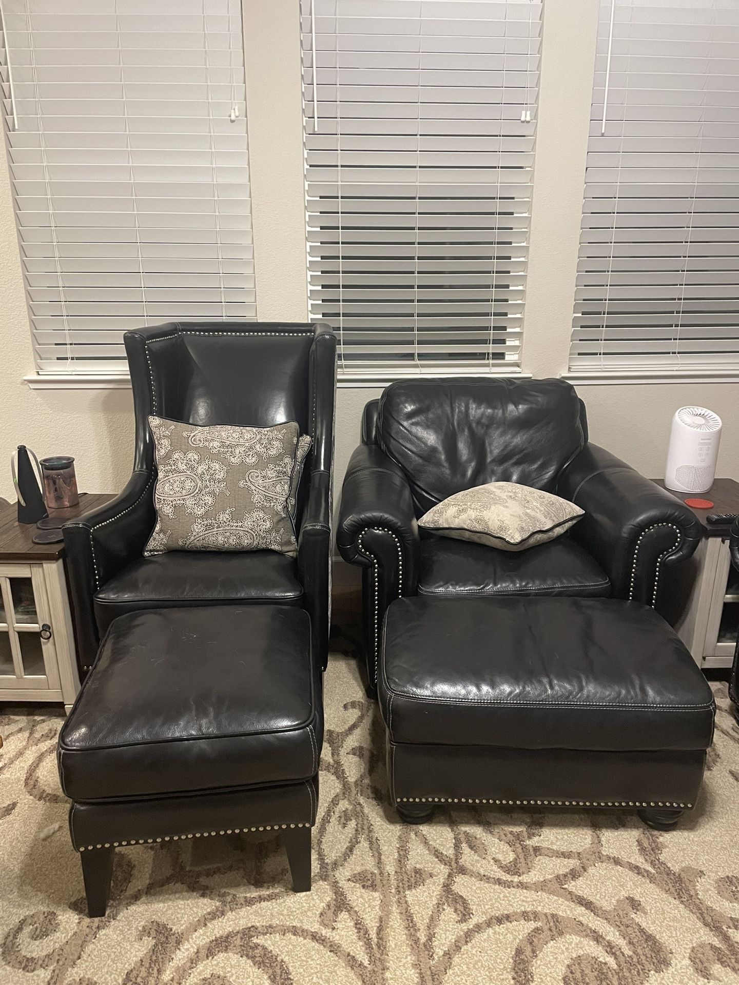 King, Queen And Sofa. Seats 5