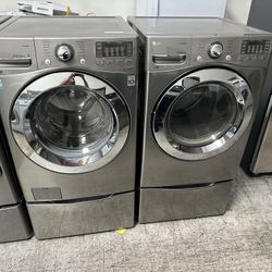 LG Washer And Gas Dryer Set