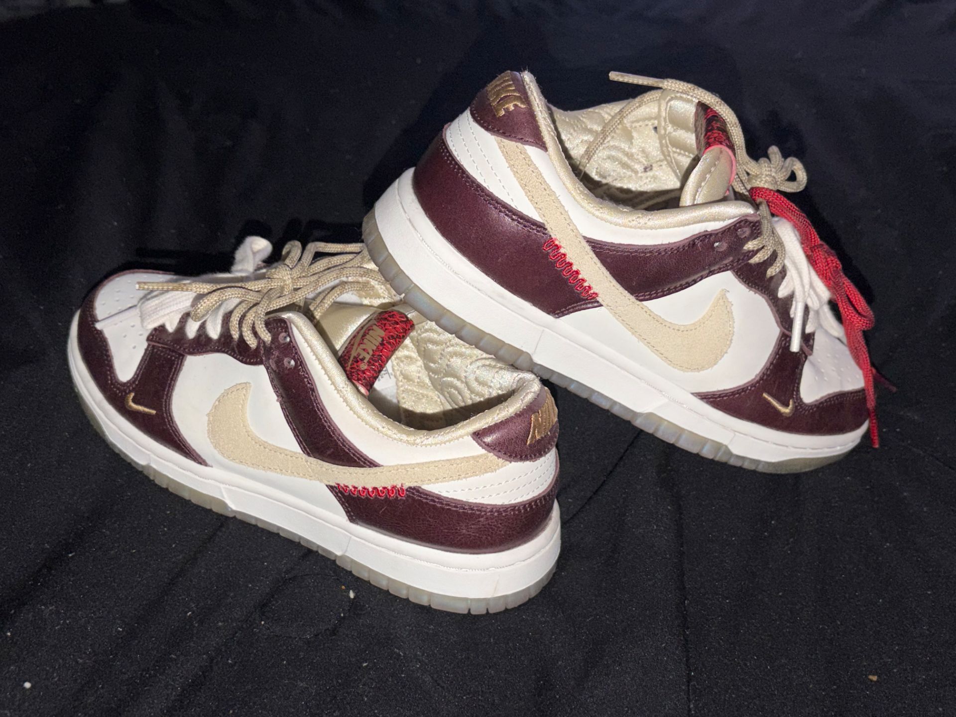 Nike dunks lunar new years . Women 6 1/2
