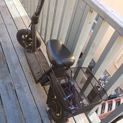 Hover-1 Electric Scooter w/ Seat & Rear Basket – Runs Great