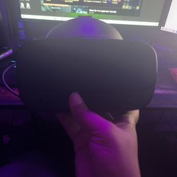 Oculus VR HEADSET And Controllers (pc Powered) 