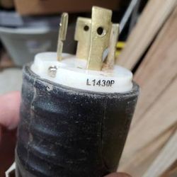 Twist Lock Connectors