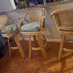 Barrel Backrest Counter Stool