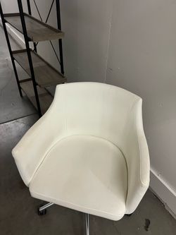 Desk chair