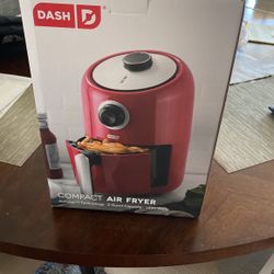DASH 2 Quart Air Fryer