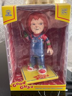 Good Guys Chucky Deluxe Vinyl Figure by Culture Fly